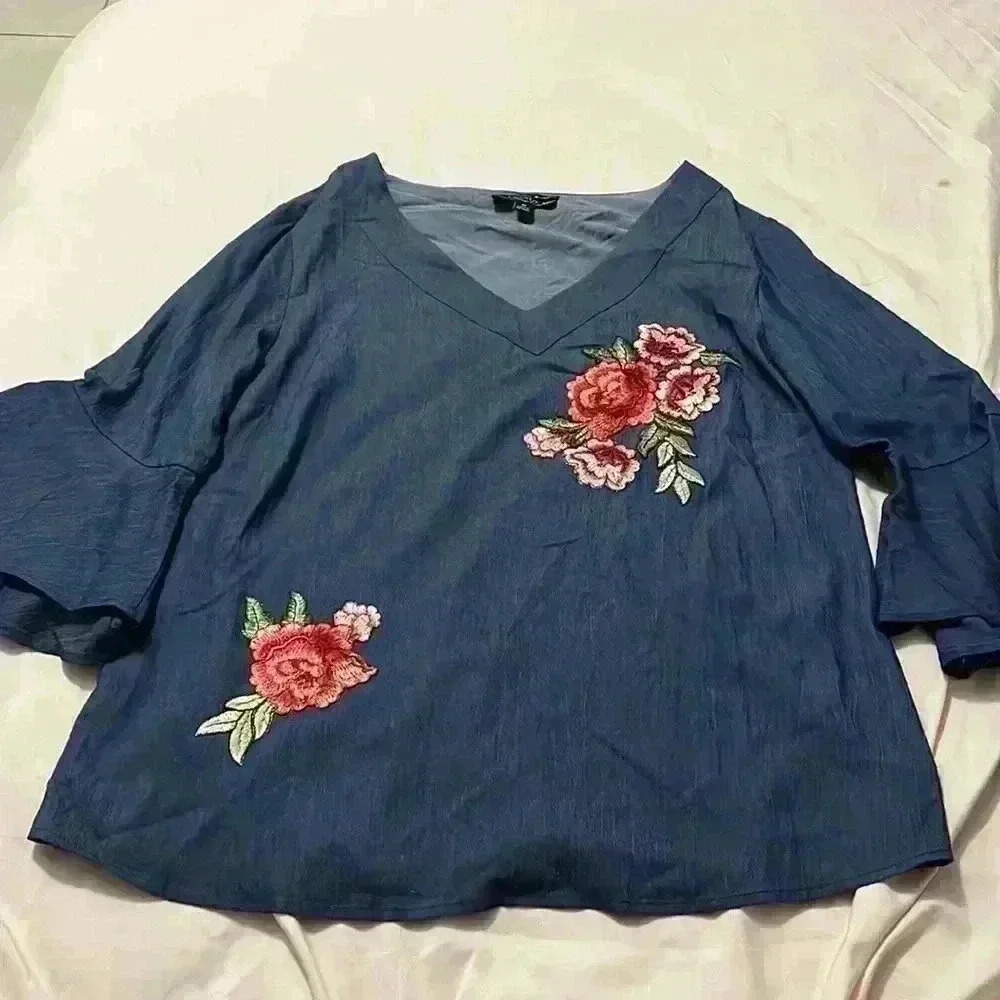 Navy Blue Floral Print Blouse